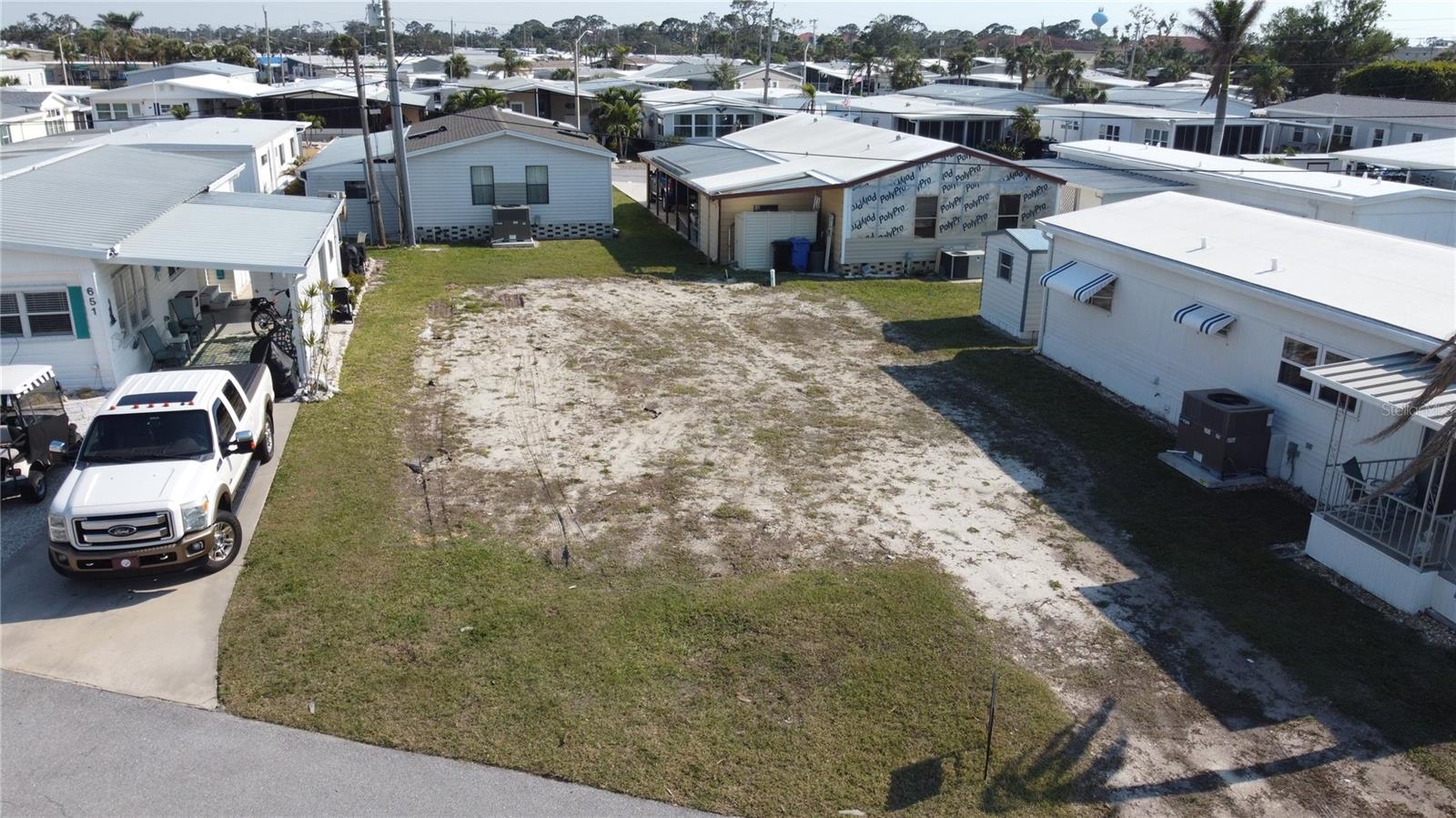 649 N GREEN CIR, VENICE, FL — photo 8
