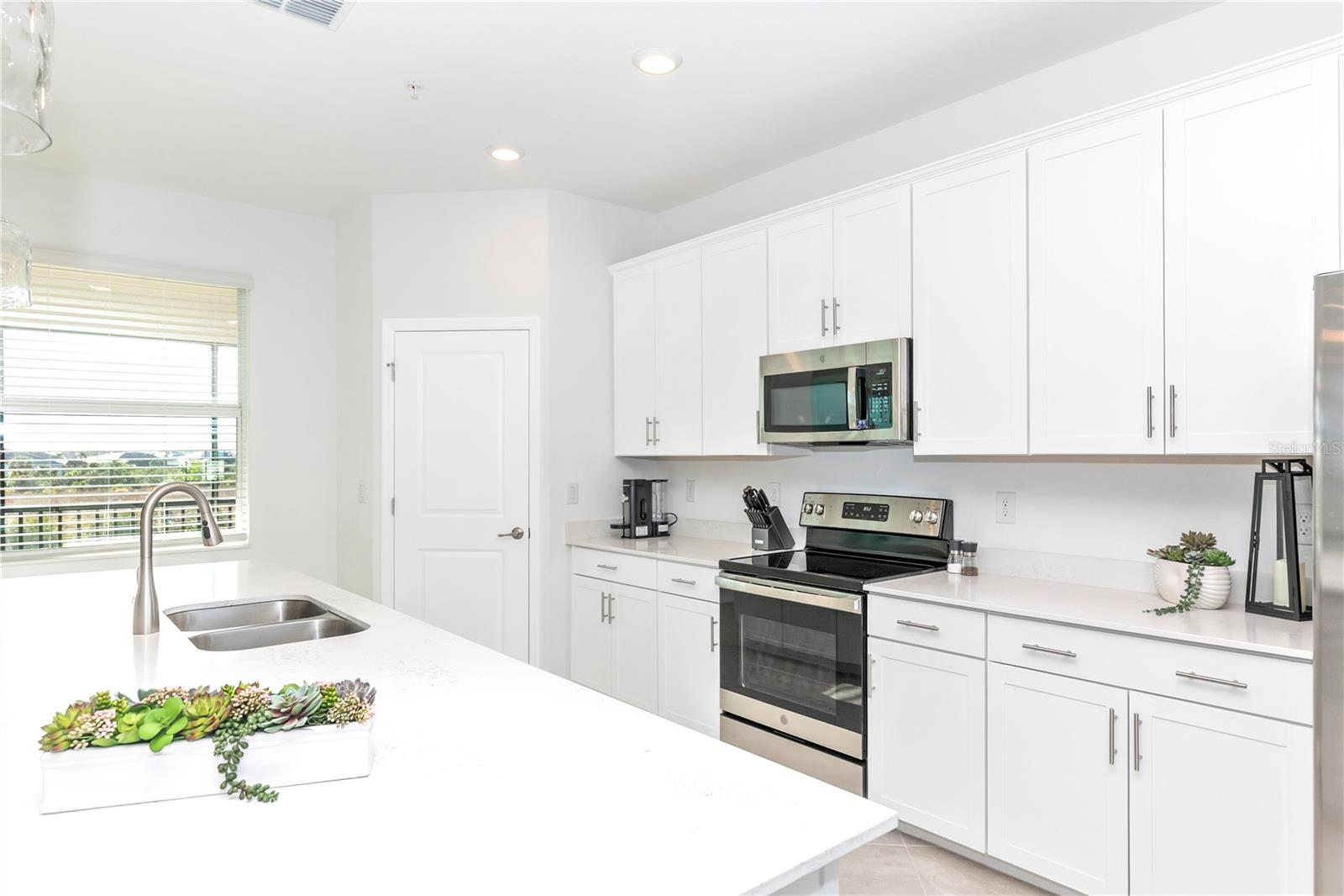 17560 BORACAY CT #202, VENICE, FL — photo 15