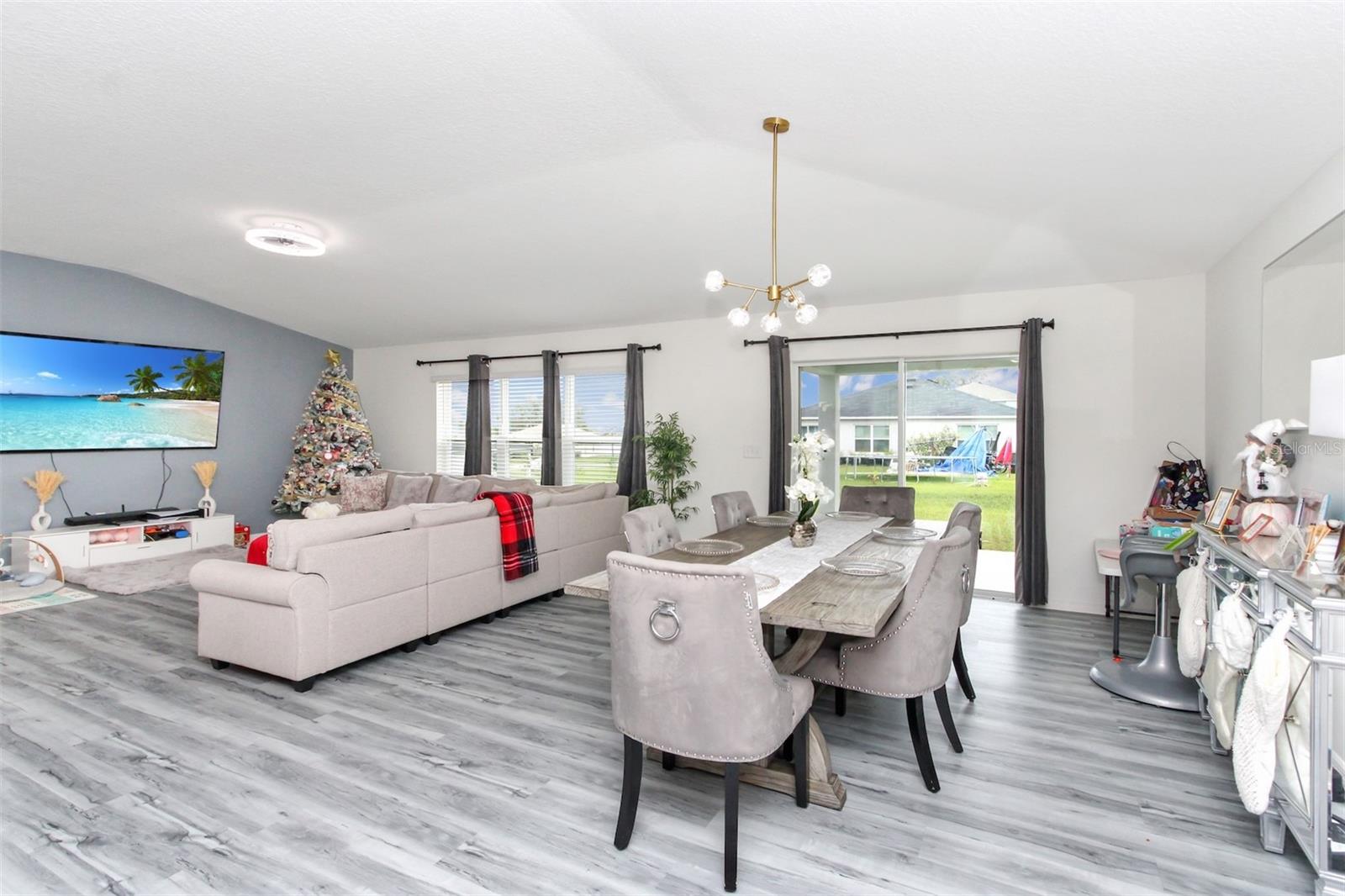 2220 GLADIOLUS LN, MASCOTTE, FL — photo 17
