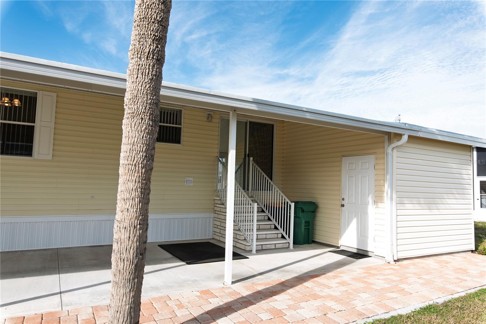 33 AMSTERDAM AVE, PUNTA GORDA, FL — photo 2
