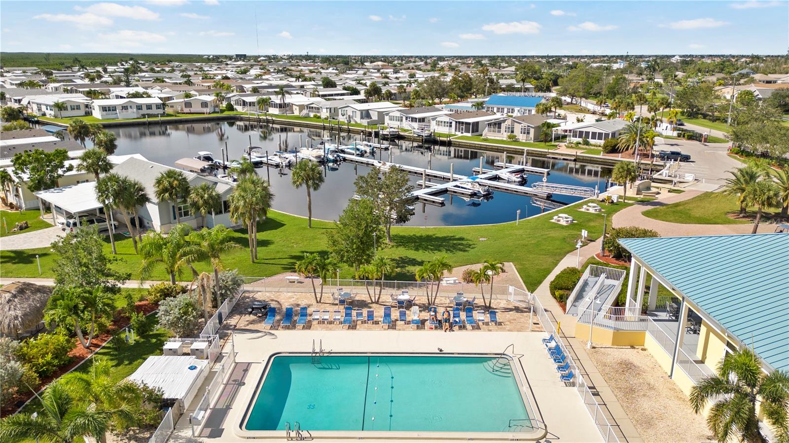 33 AMSTERDAM AVE, PUNTA GORDA, FL — photo 18