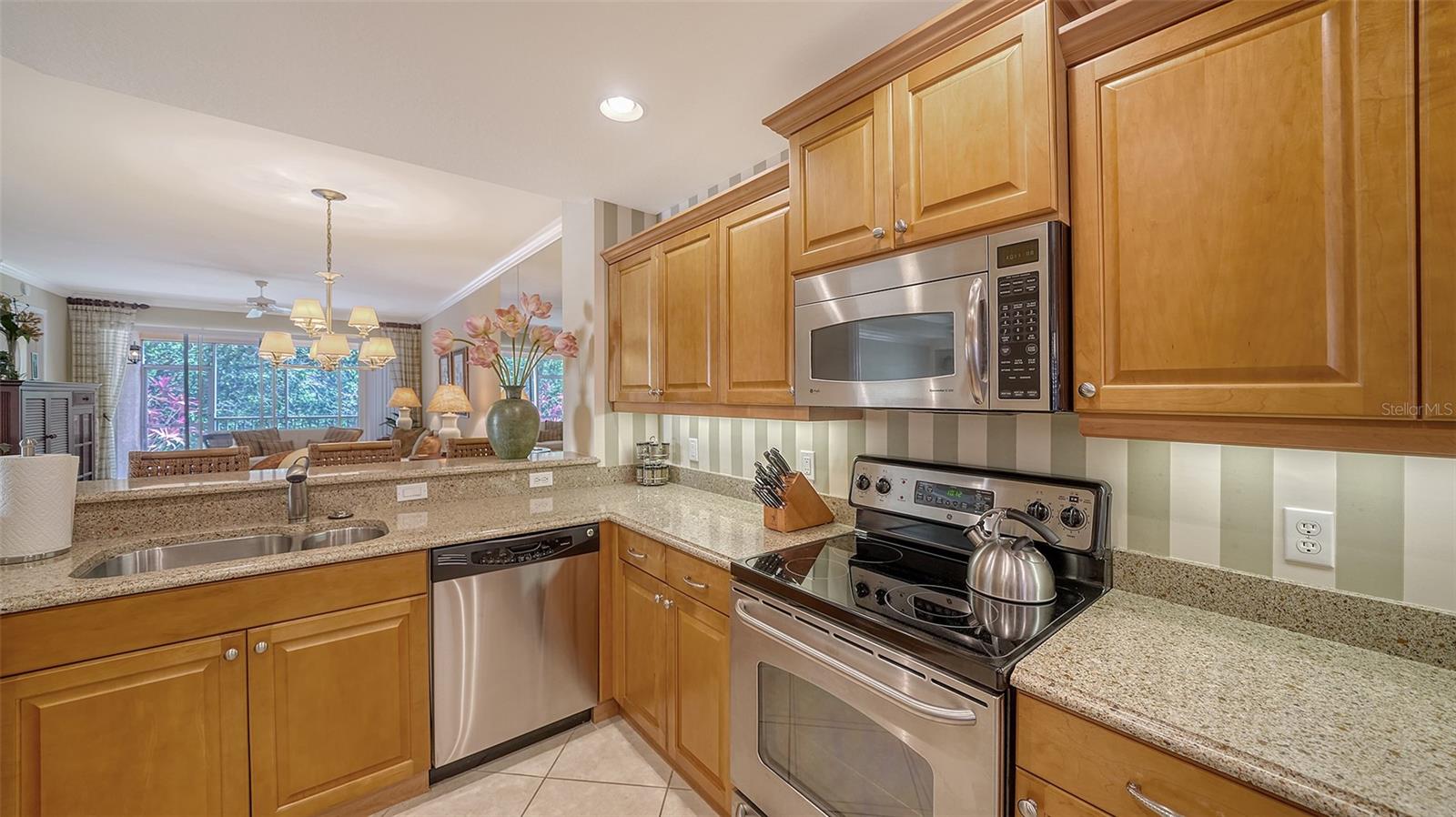 5547 KEY WEST PL #C-01, BRADENTON, FL — photo 7