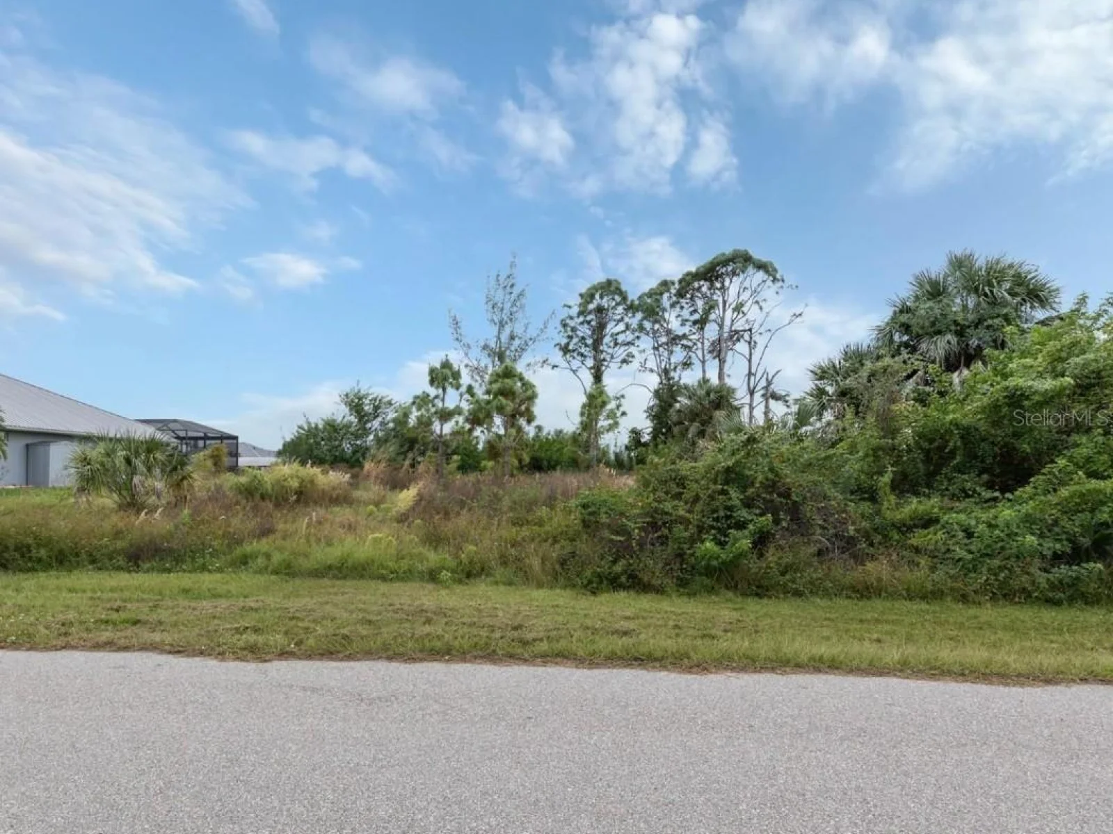15664 ALDAMA CIR, PORT CHARLOTTE, FL — photo 2