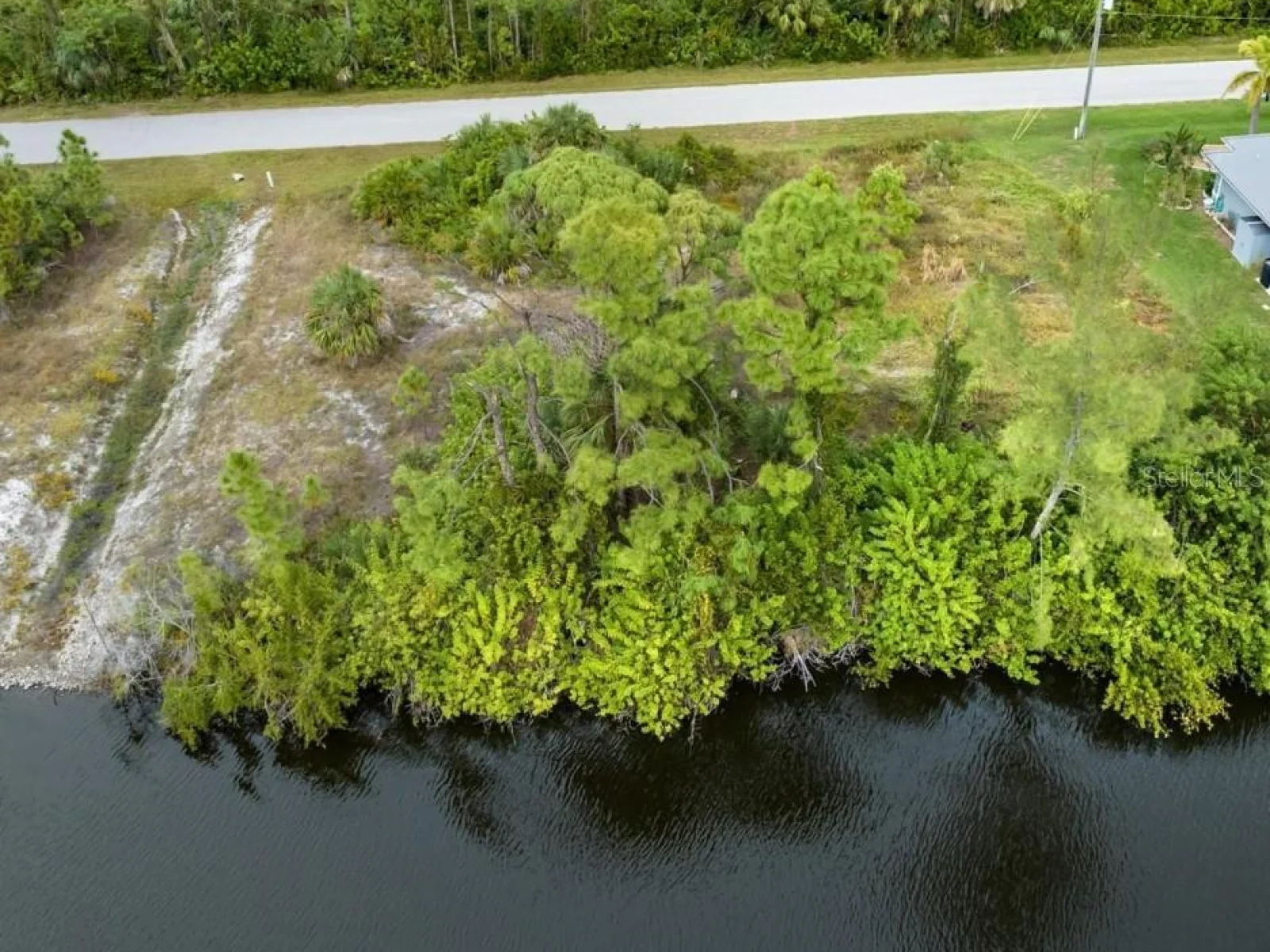15664 ALDAMA CIR, PORT CHARLOTTE, FL — photo 10