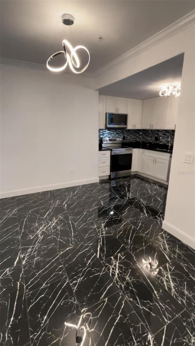 501 KNIGHTS RUN AVE #2106, TAMPA, FL — photo 4