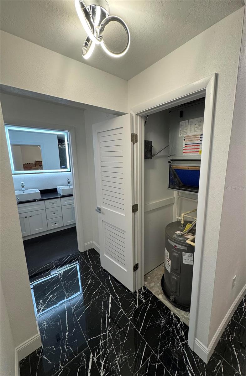 501 KNIGHTS RUN AVE #2106, TAMPA, FL — photo 19