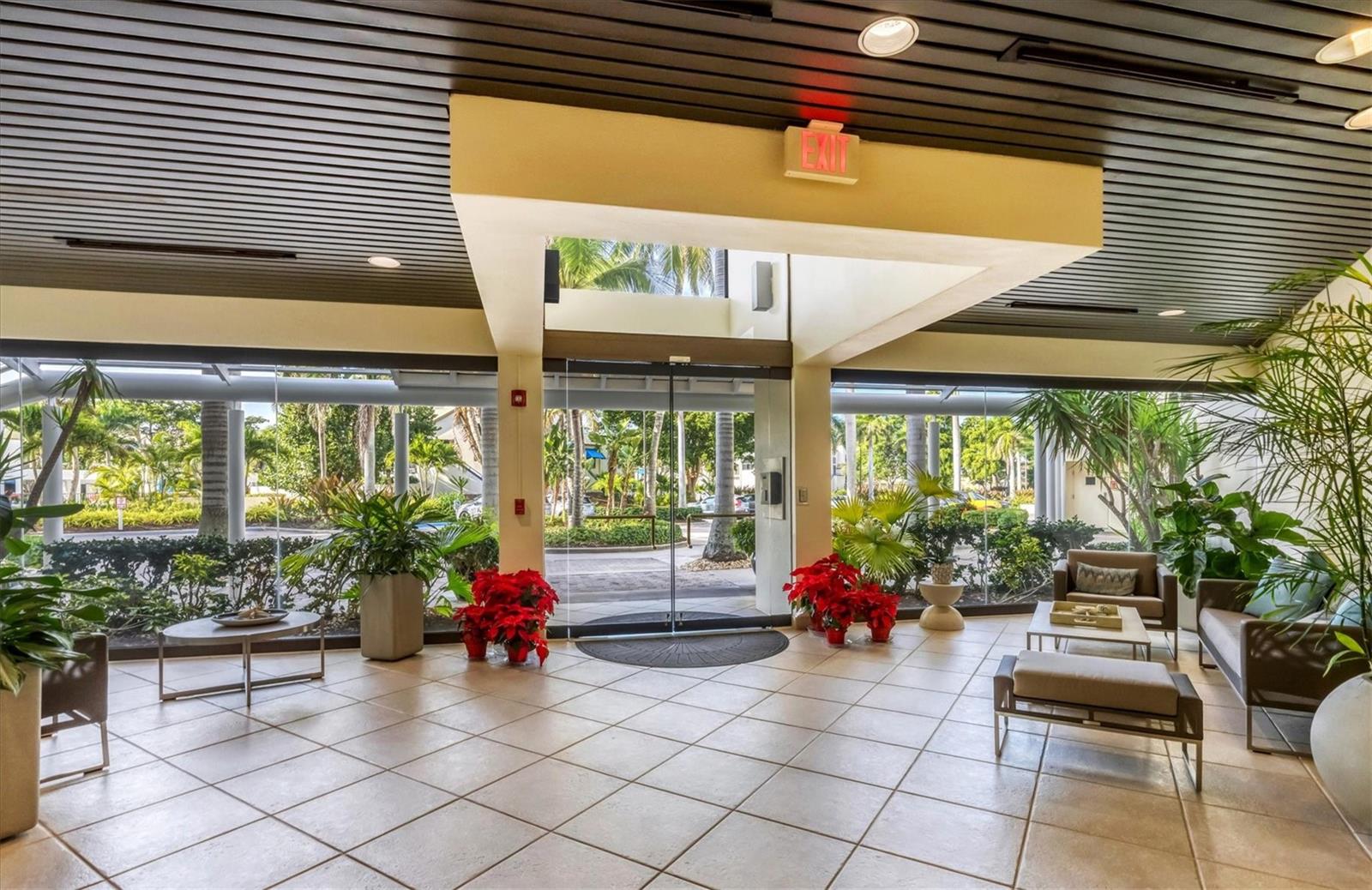 1930 HARBOURSIDE DR #134, LONGBOAT KEY, FL — photo 5