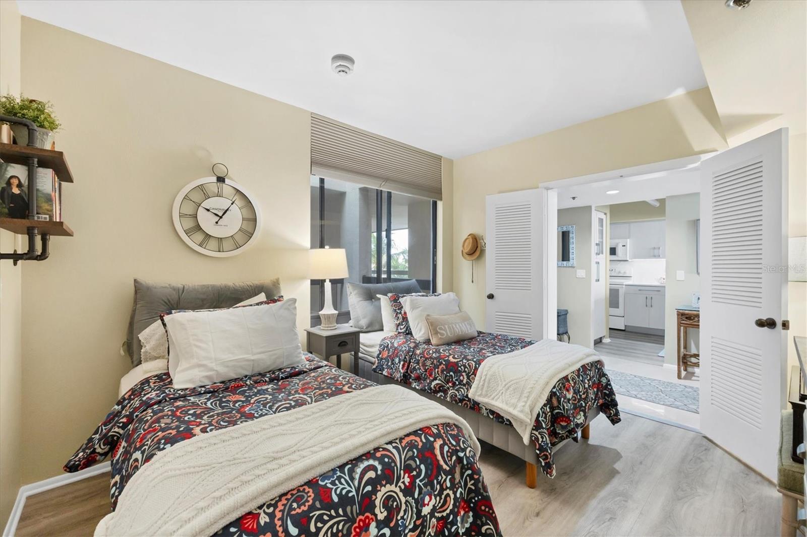 1930 HARBOURSIDE DR #134, LONGBOAT KEY, FL — photo 23