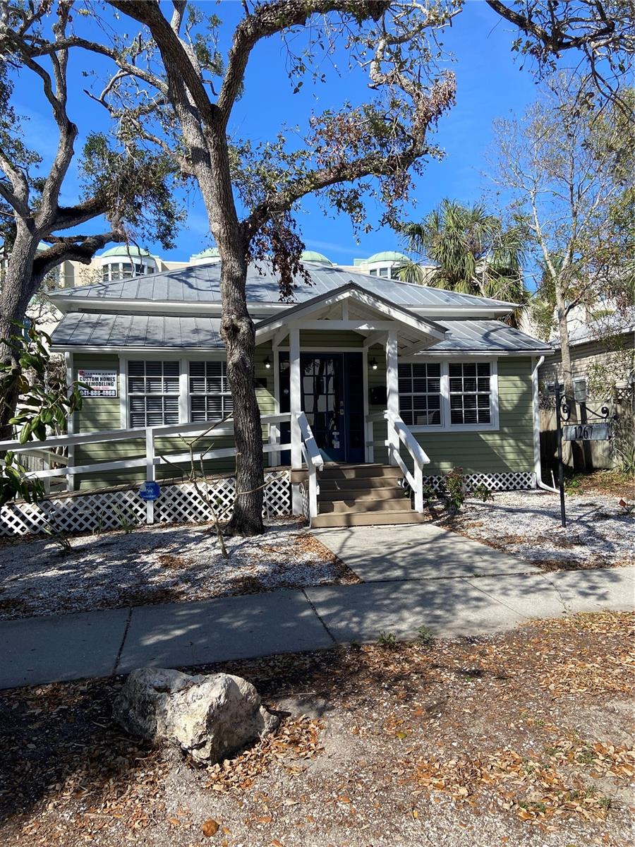 1267 2ND ST, SARASOTA, FL