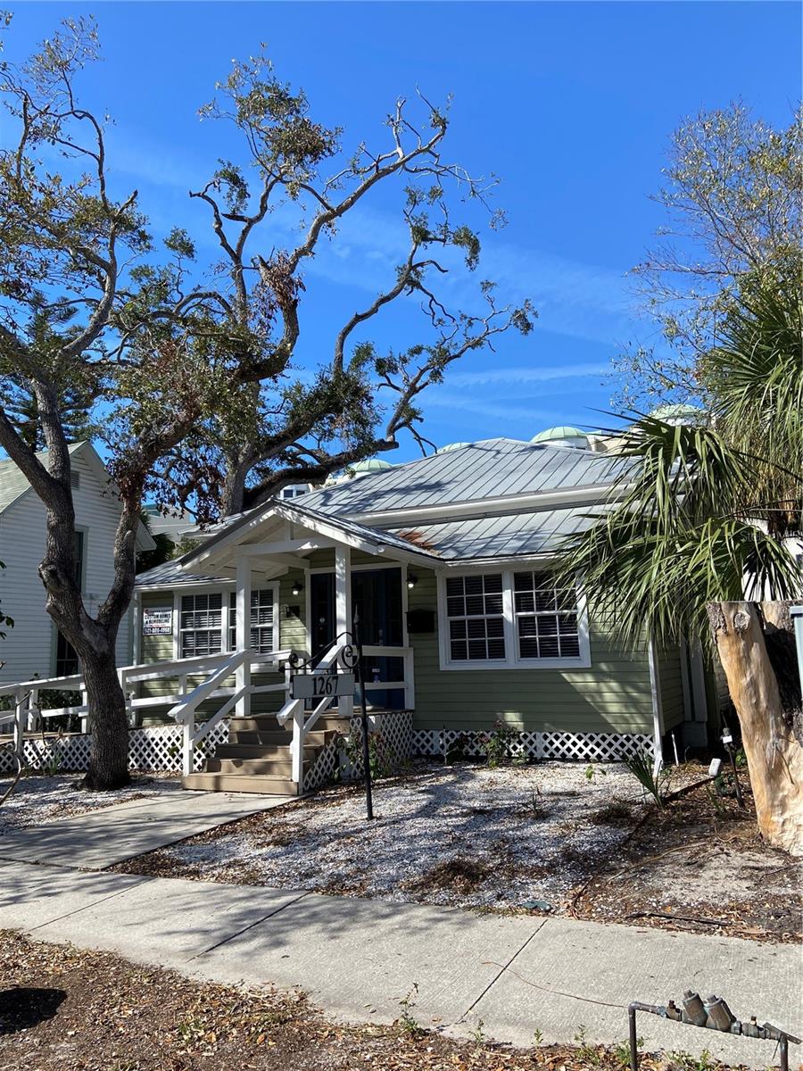 1267 2ND ST, SARASOTA, FL — photo 2