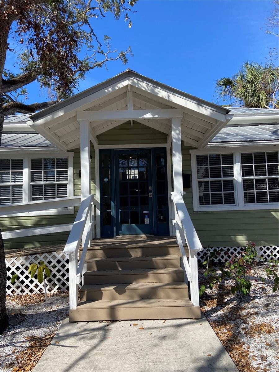 1267 2ND ST, SARASOTA, FL — photo 3
