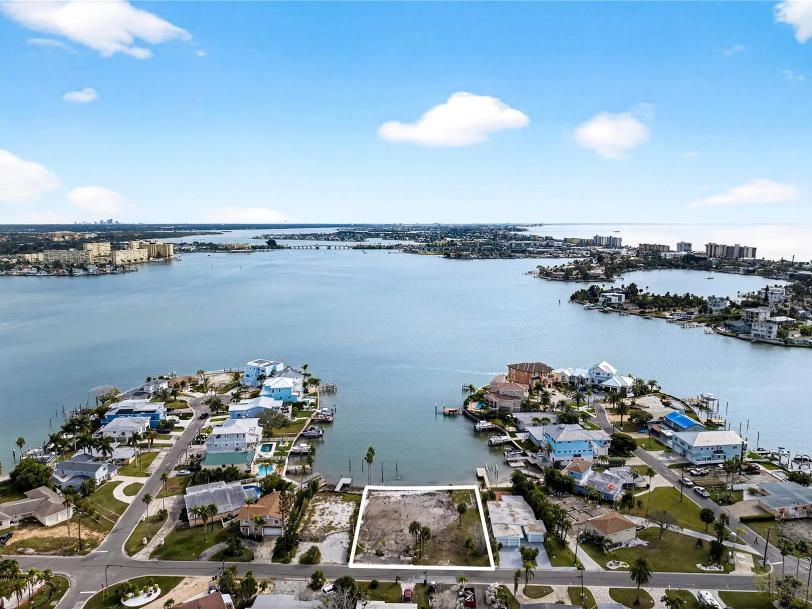 409 161ST AVE, REDINGTON BEACH, FL — photo 1