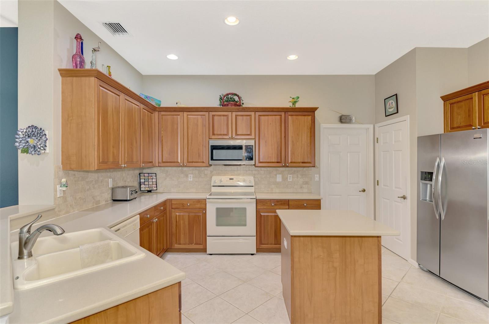 14298 RESERVE CT, PORT CHARLOTTE, FL — photo 16