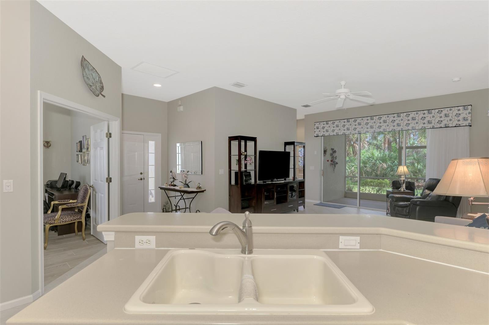 14298 RESERVE CT, PORT CHARLOTTE, FL — photo 23