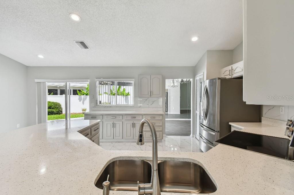 915 BRITTANY PARK BLVD, TARPON SPRINGS, FL — photo 16