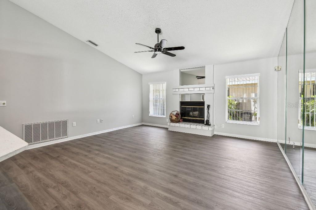 915 BRITTANY PARK BLVD, TARPON SPRINGS, FL — photo 22