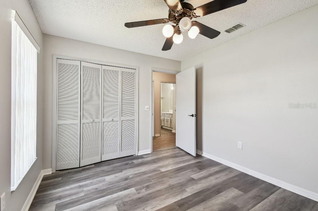 915 BRITTANY PARK BLVD, TARPON SPRINGS, FL — photo 39