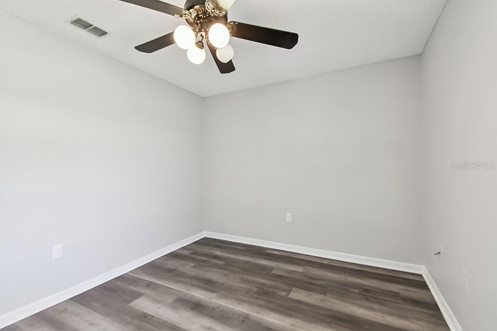 915 BRITTANY PARK BLVD, TARPON SPRINGS, FL — photo 43