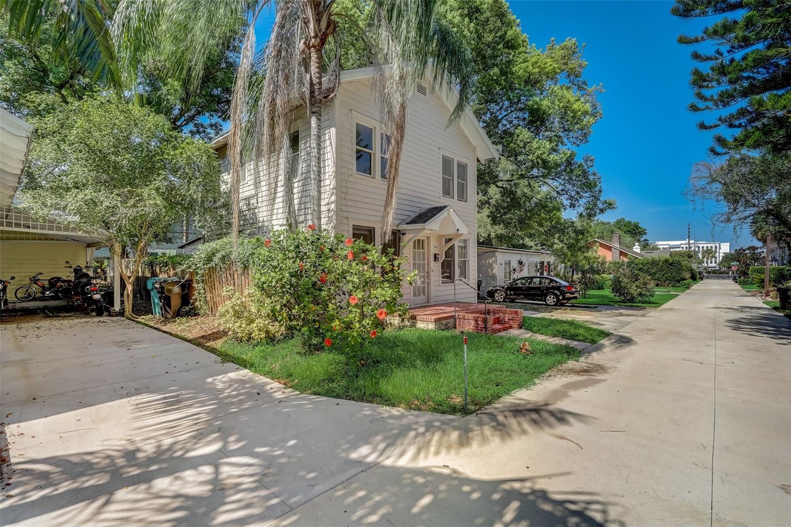 200 & 200 1/2 HIBISCUS CT, ORLANDO, FL — photo 3