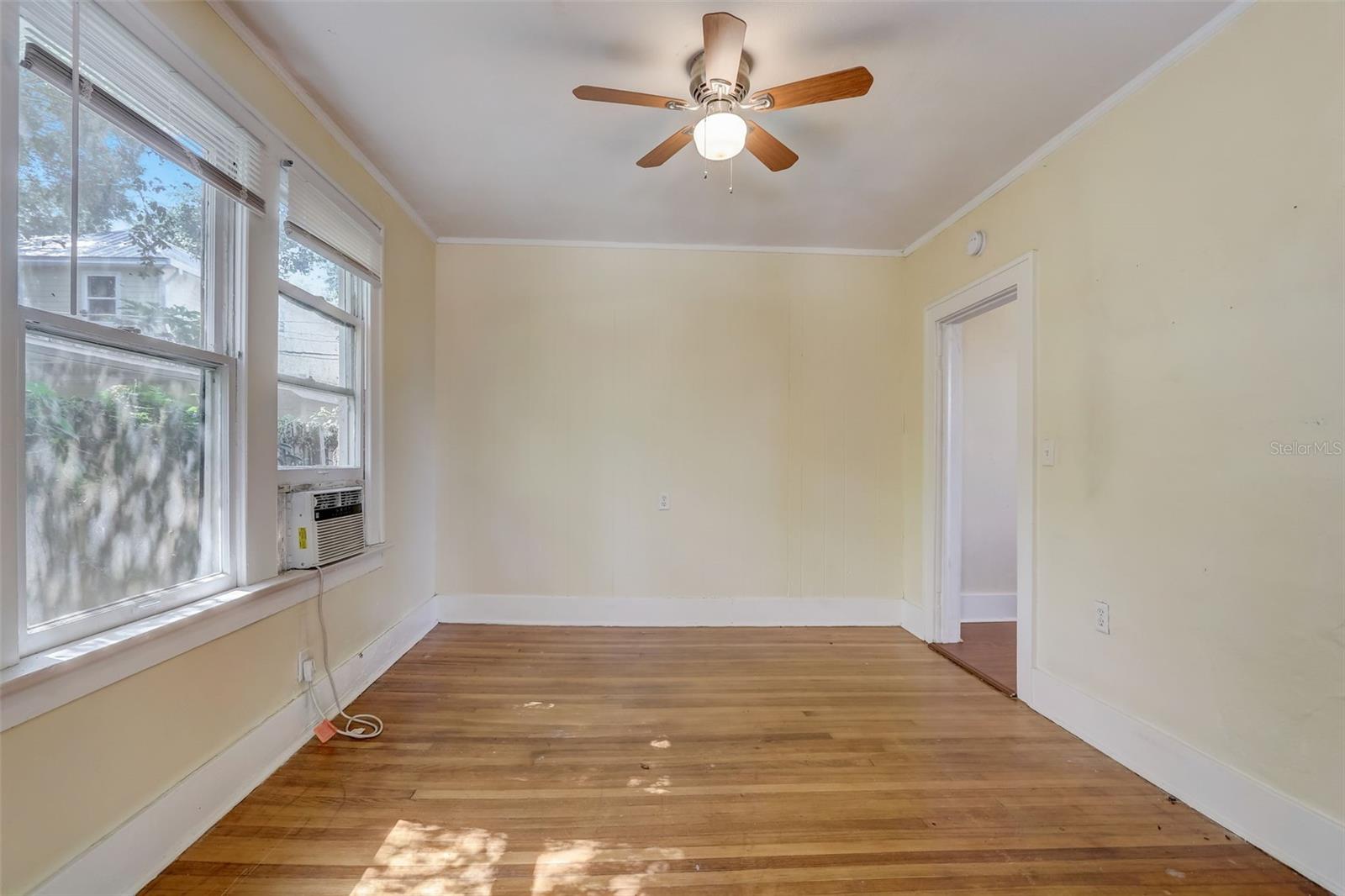 200 & 200 1/2 HIBISCUS CT, ORLANDO, FL — photo 12