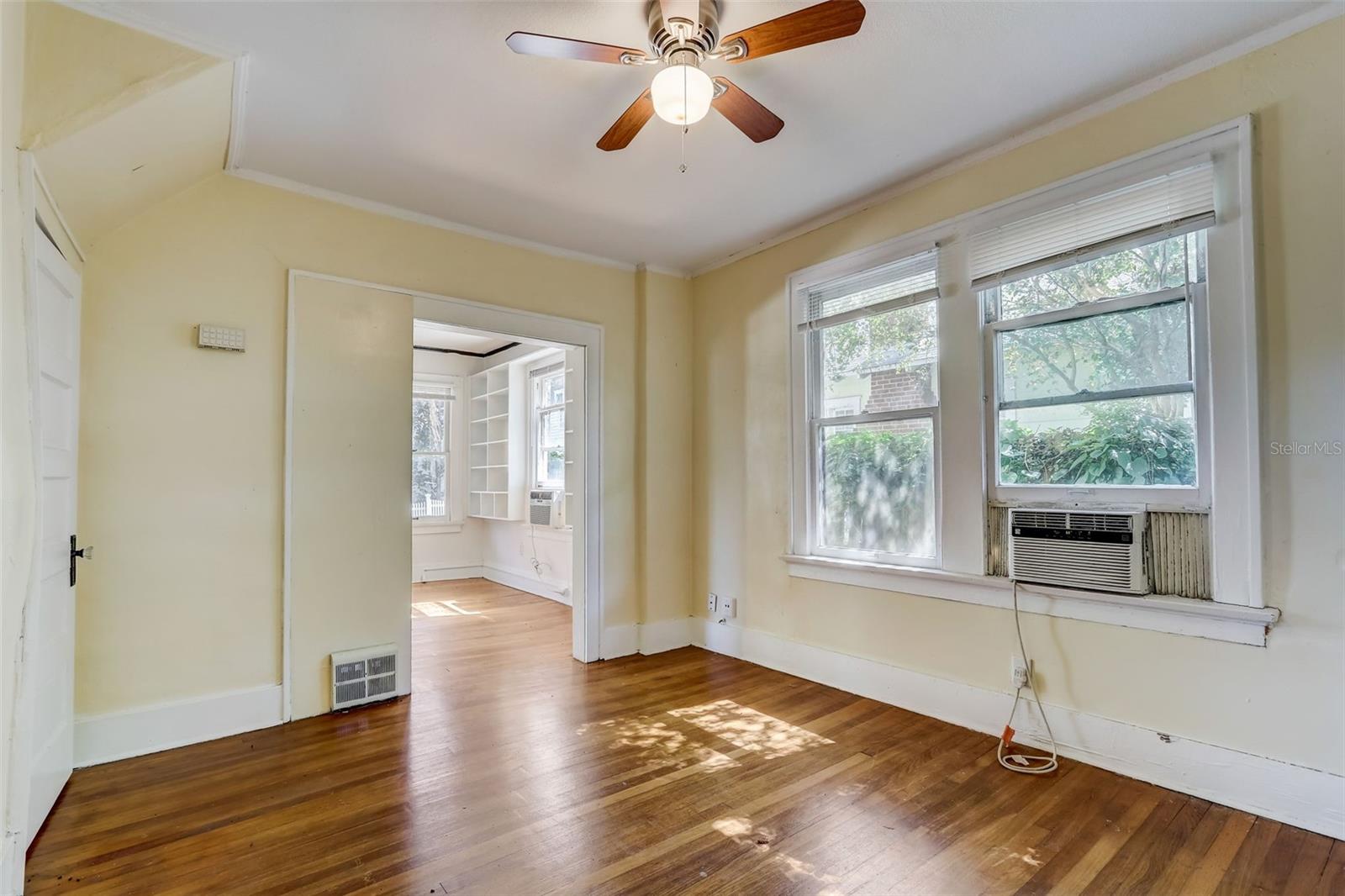 200 & 200 1/2 HIBISCUS CT, ORLANDO, FL — photo 15