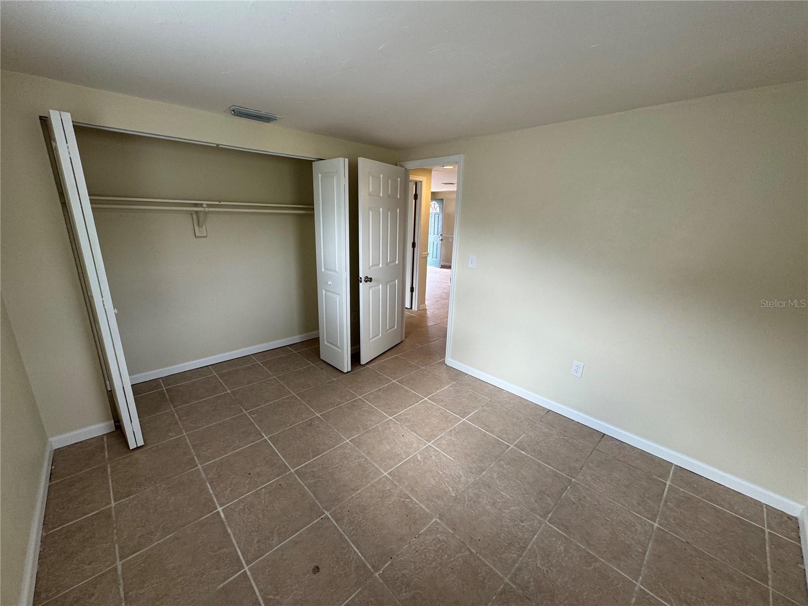 2111 FORKED CREEK DR, ENGLEWOOD, FL — photo 12