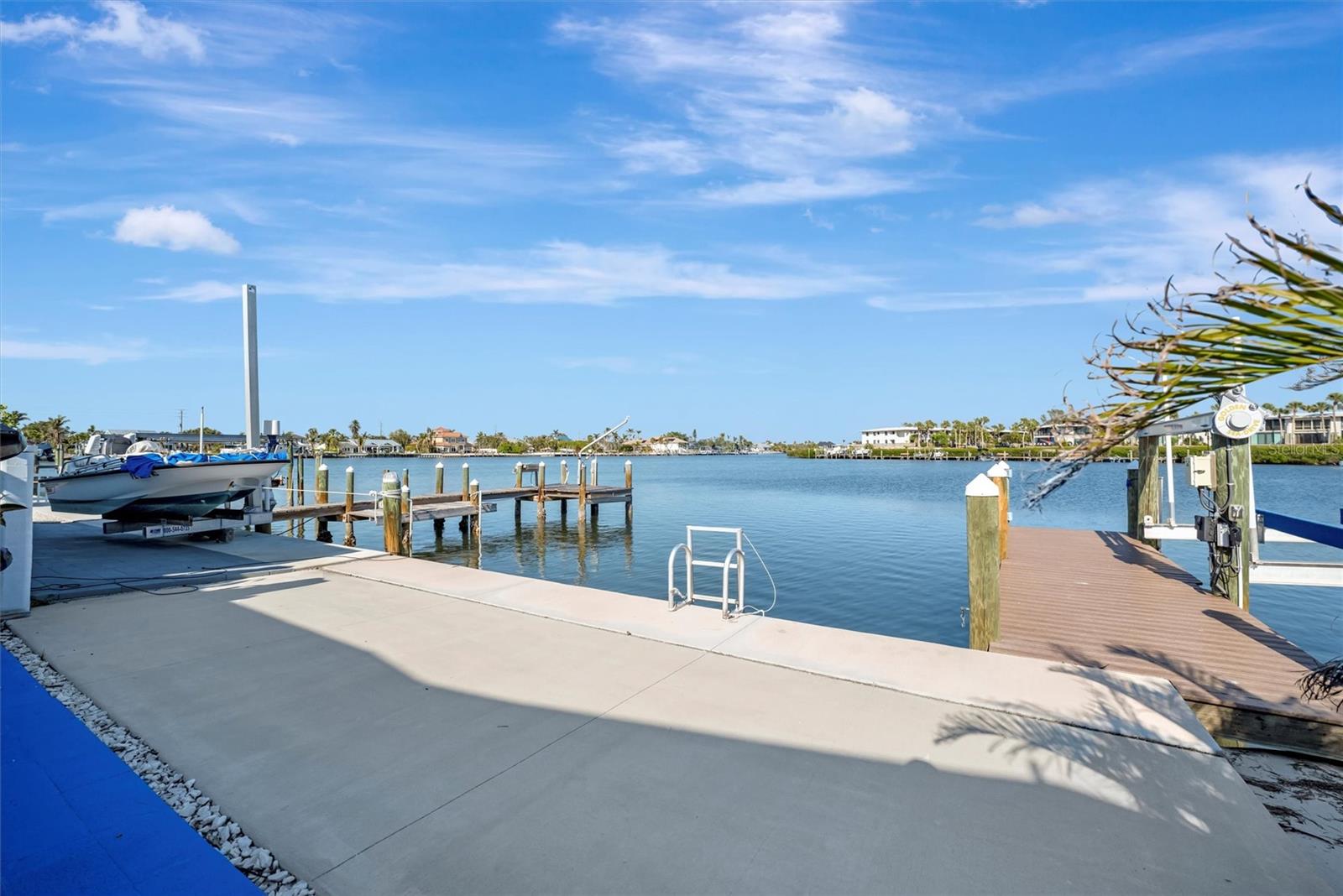 15 SEASIDE CT, HOLMES BEACH, FL — photo 10