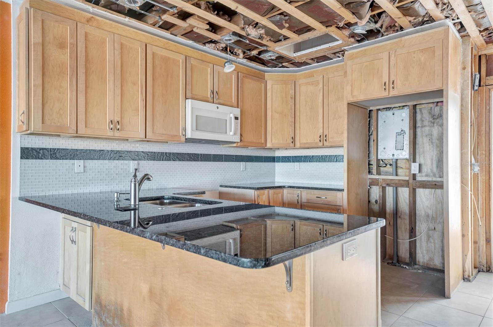 15 SEASIDE CT, HOLMES BEACH, FL — photo 18