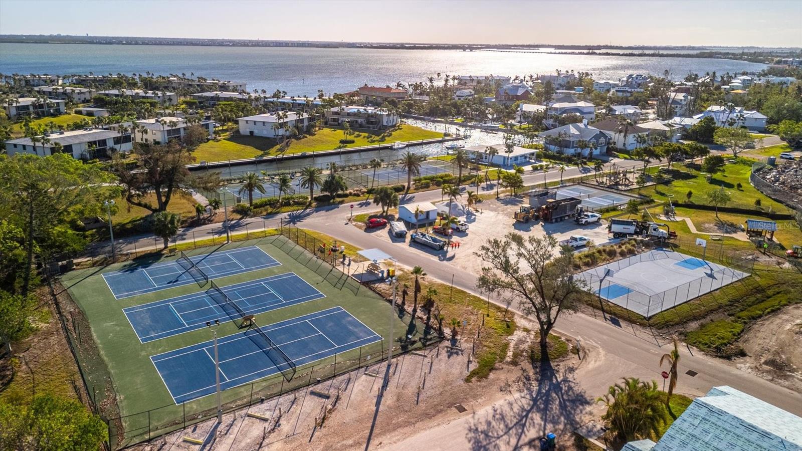 15 SEASIDE CT, HOLMES BEACH, FL — photo 33