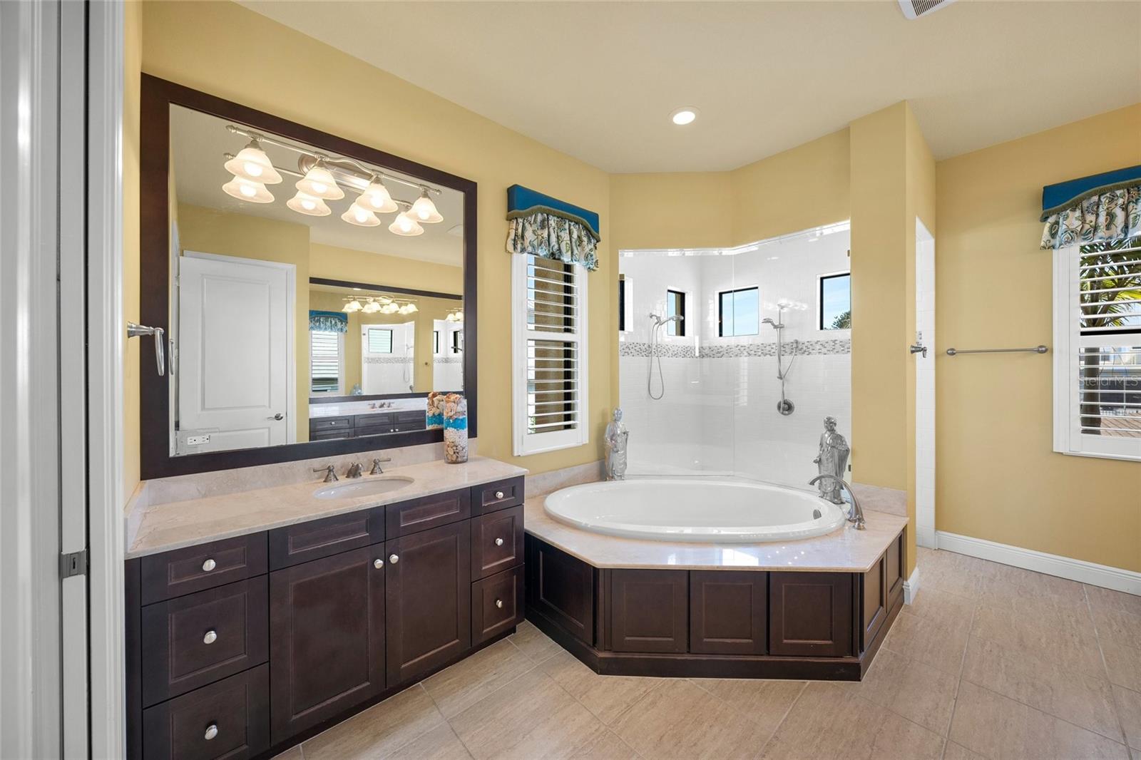 471 BAYSHORE RD, NOKOMIS, FL — photo 20