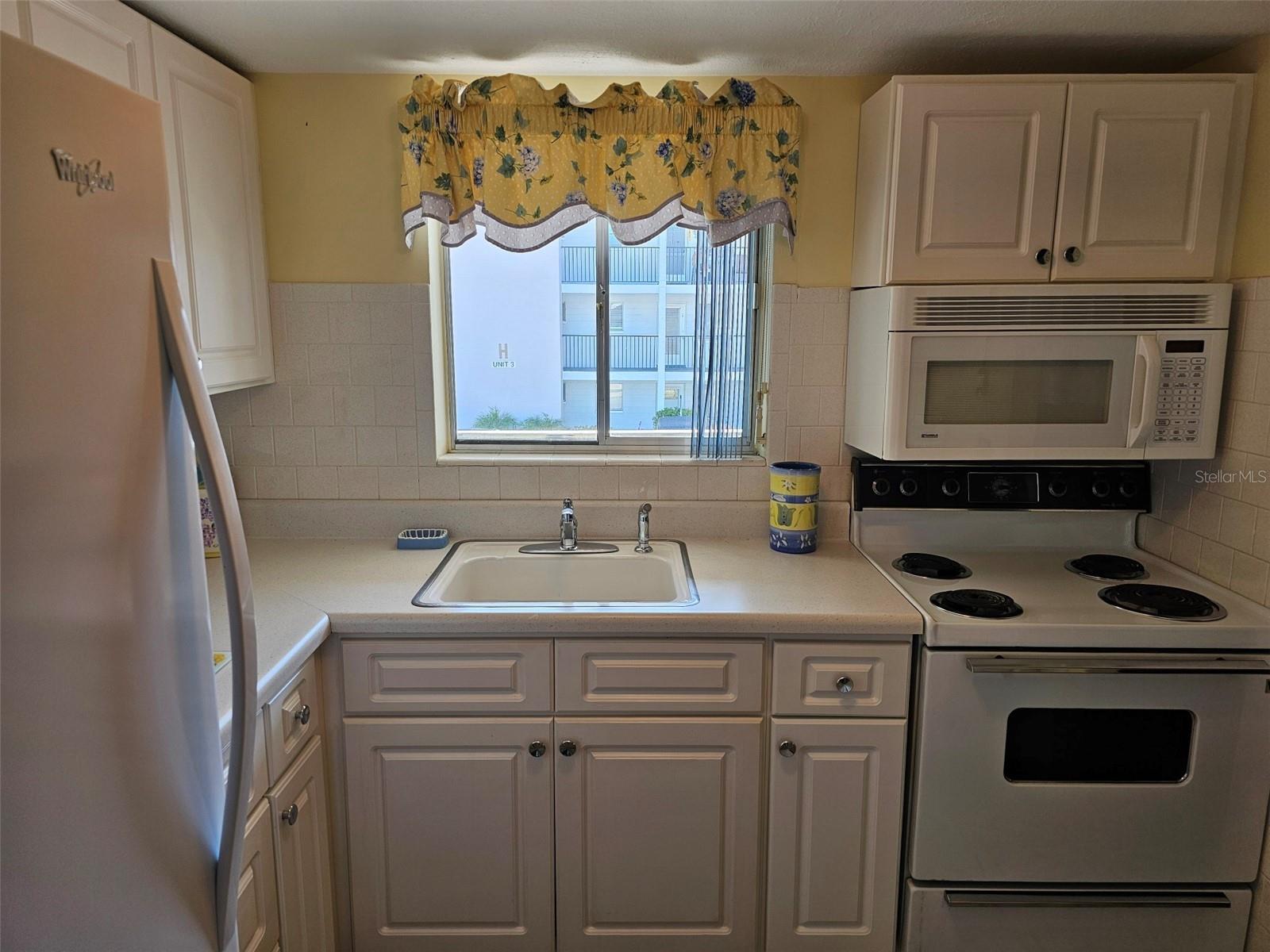 5906 GARDEN LN #A22, BRADENTON, FL — photo 17
