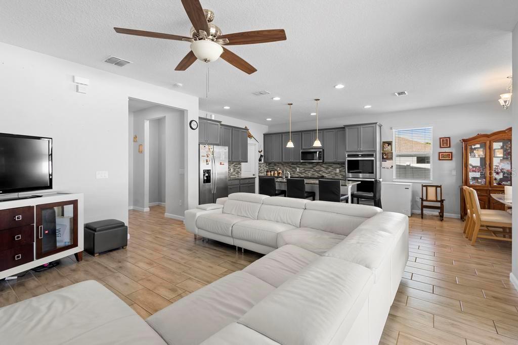 3565 FERNANDA DR, DELTONA, FL — photo 11