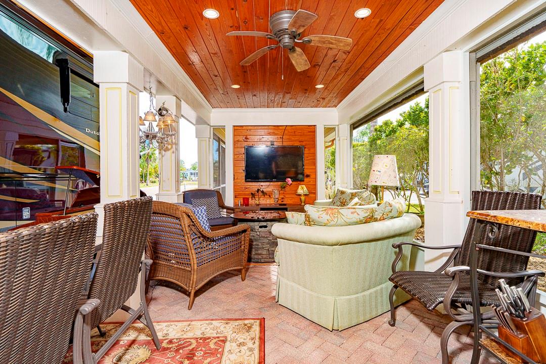 6841 AMANDA VISTA CIR, LAND O LAKES, FL — photo 12