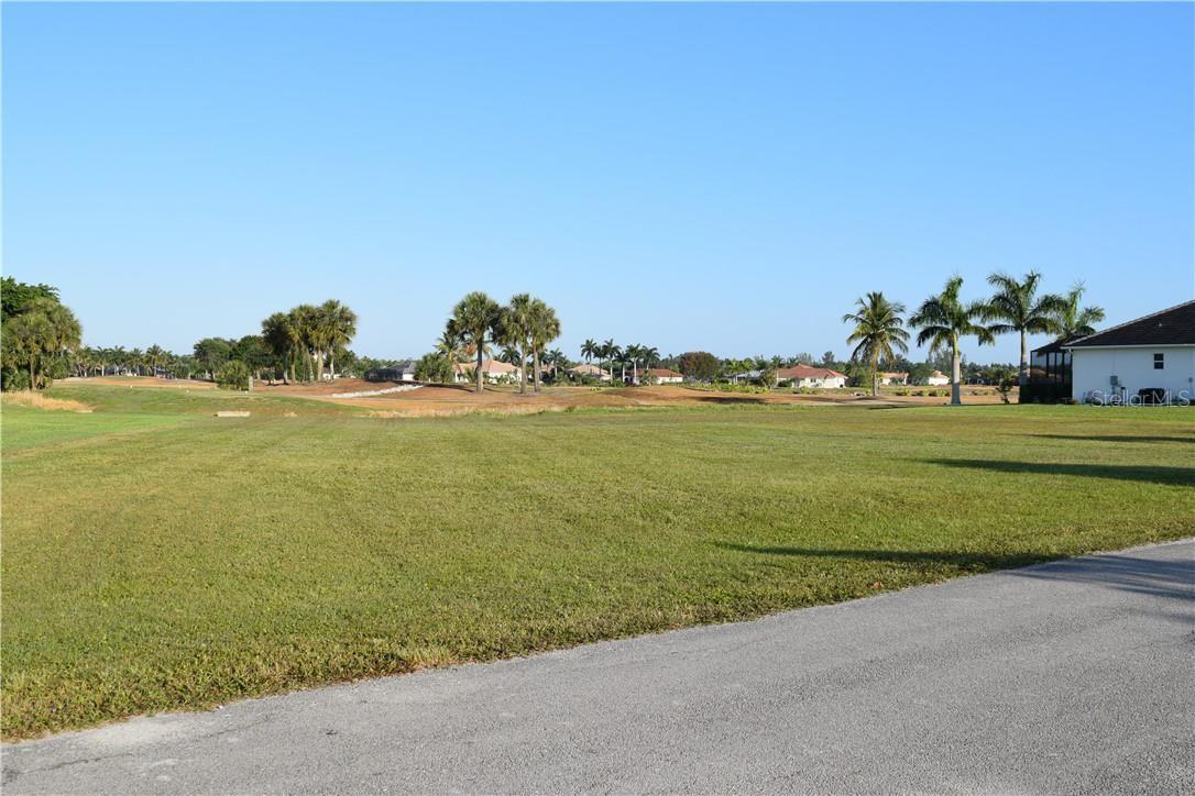18001 BLUEWATER DR, NAPLES, FL — photo 13