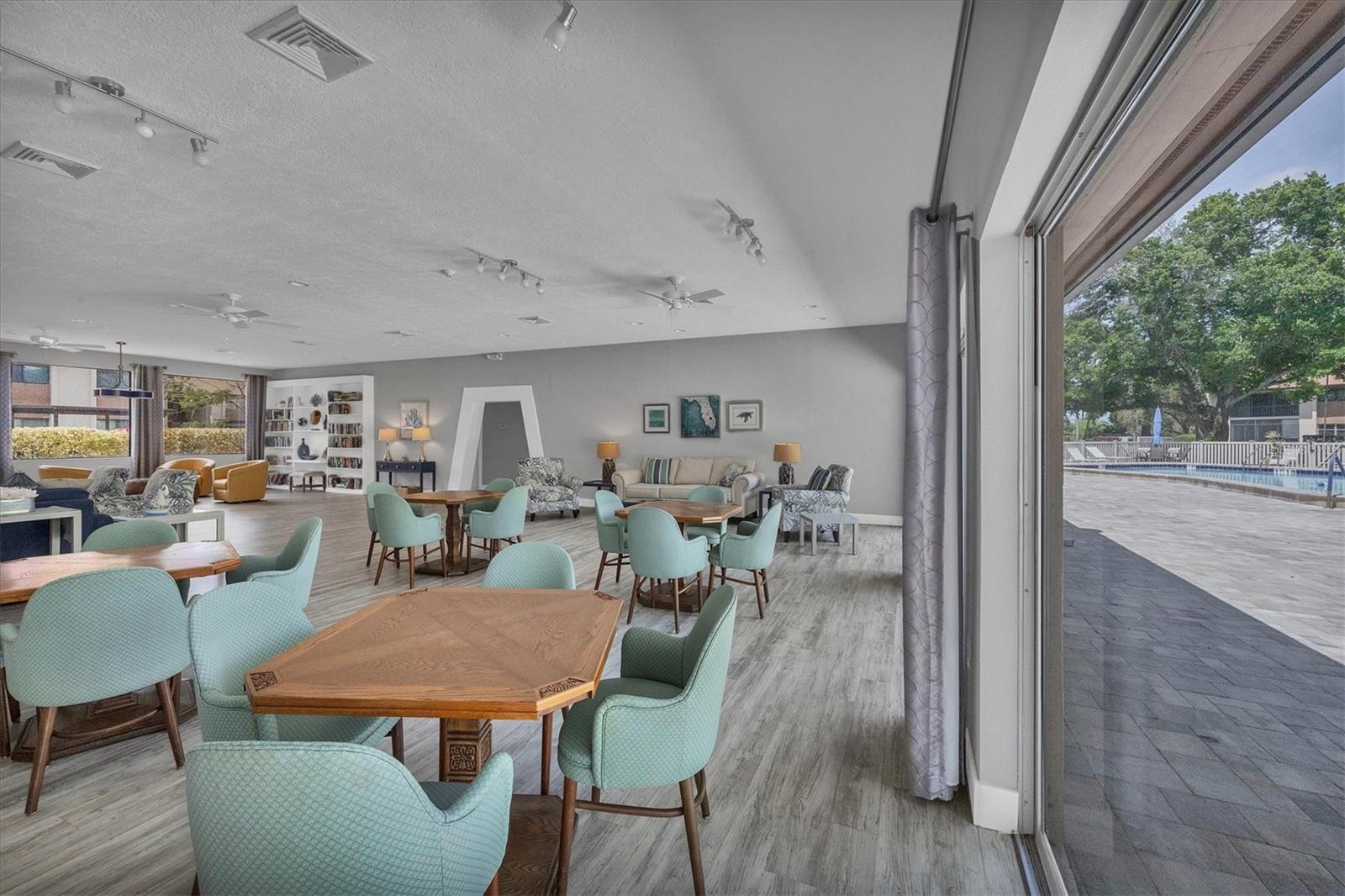2446 CLUBHOUSE CIR #202, SARASOTA, FL — photo 41