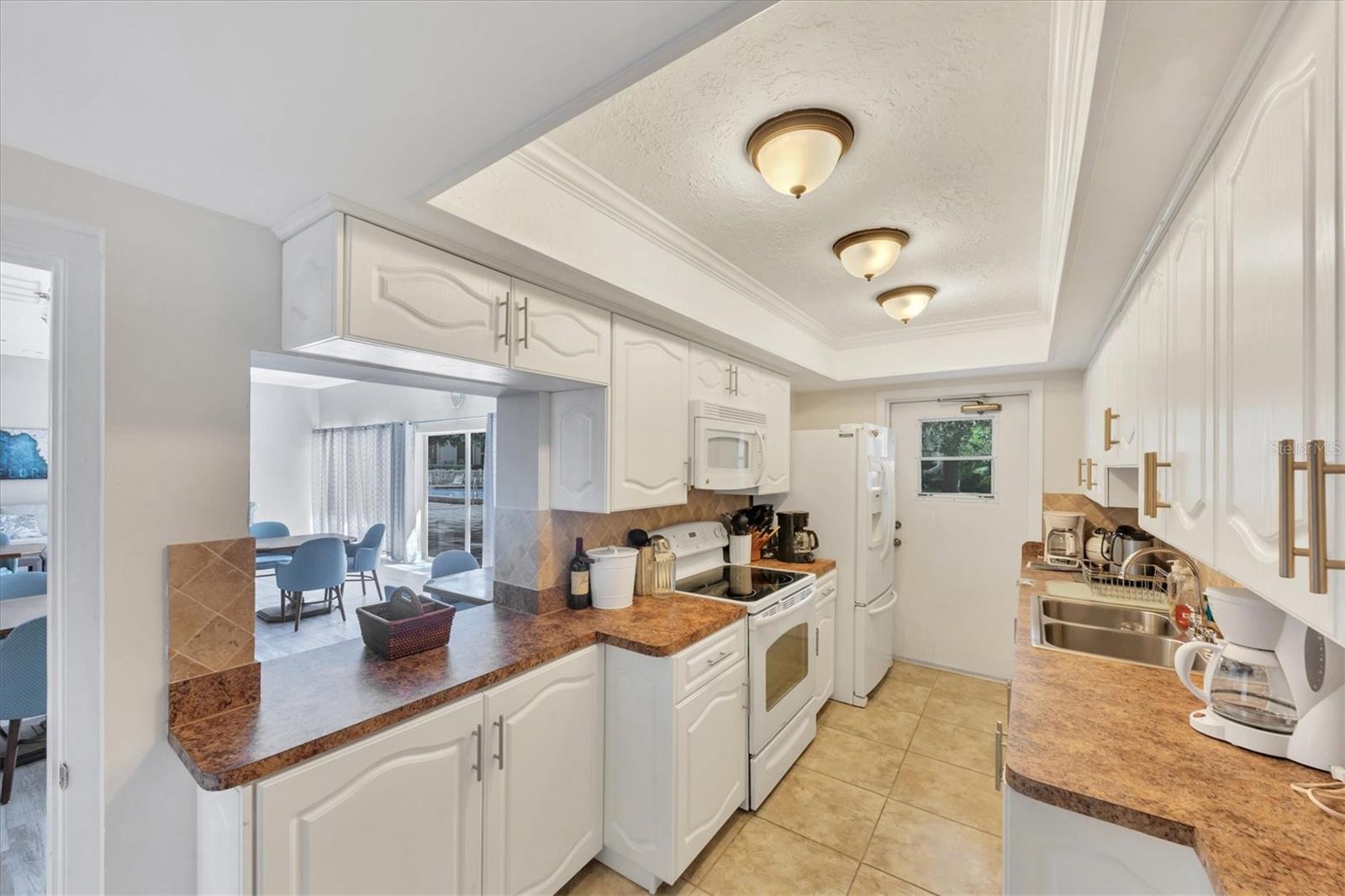 2446 CLUBHOUSE CIR #202, SARASOTA, FL — photo 45