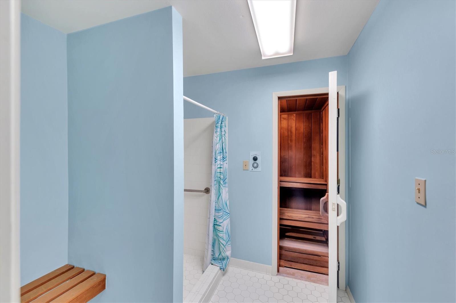 2446 CLUBHOUSE CIR #202, SARASOTA, FL — photo 46