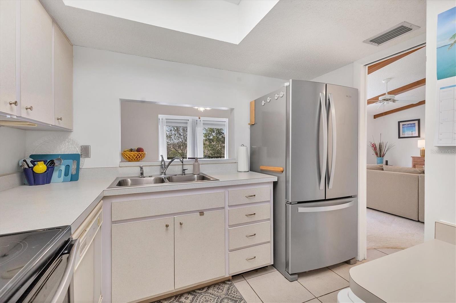 2446 CLUBHOUSE CIR #202, SARASOTA, FL — photo 18