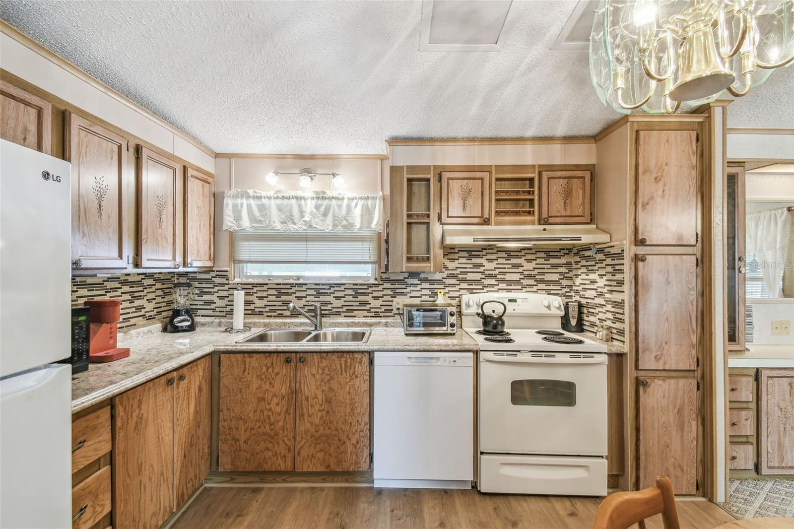 2706 CRANMOOR DR, KISSIMMEE, FL — photo 4