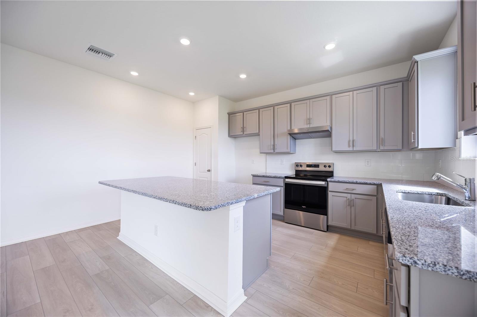 6606 TORTOISE TRL, PARRISH, FL — photo 4