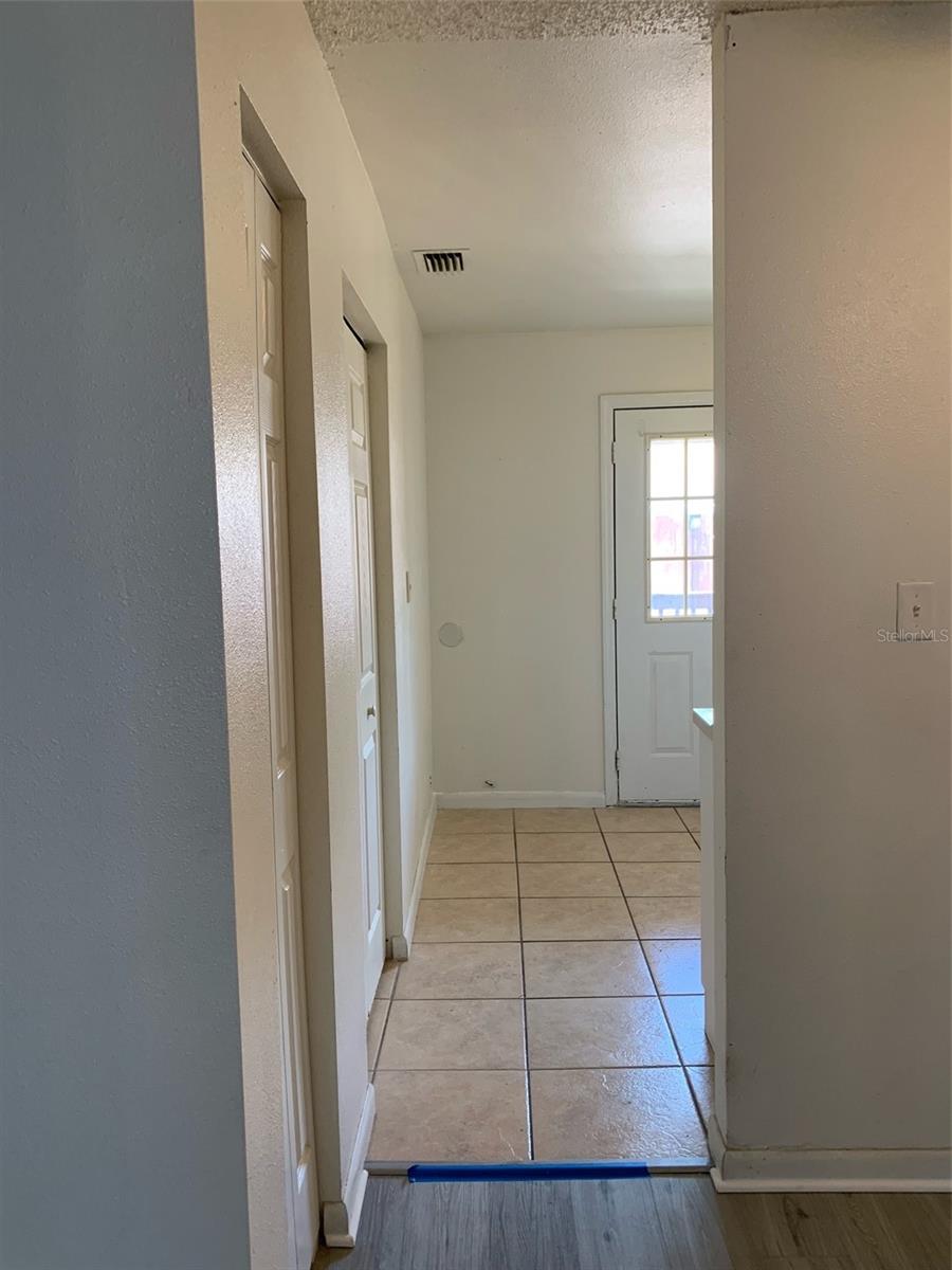 12403 HIBISCUS OAK PL #202, TAMPA, FL — photo 8