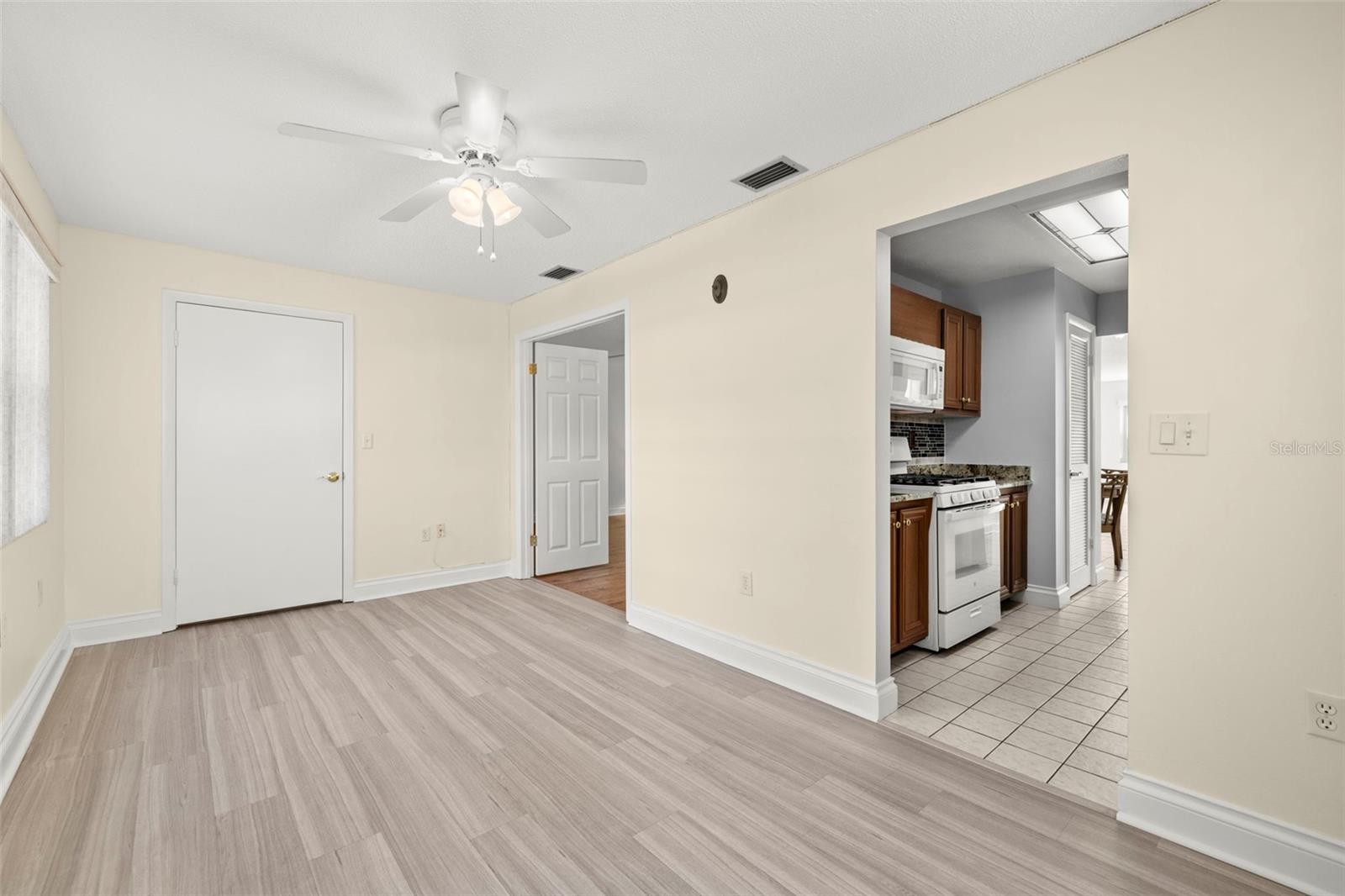 10038 62ND TER N #1, ST PETERSBURG, FL — photo 12