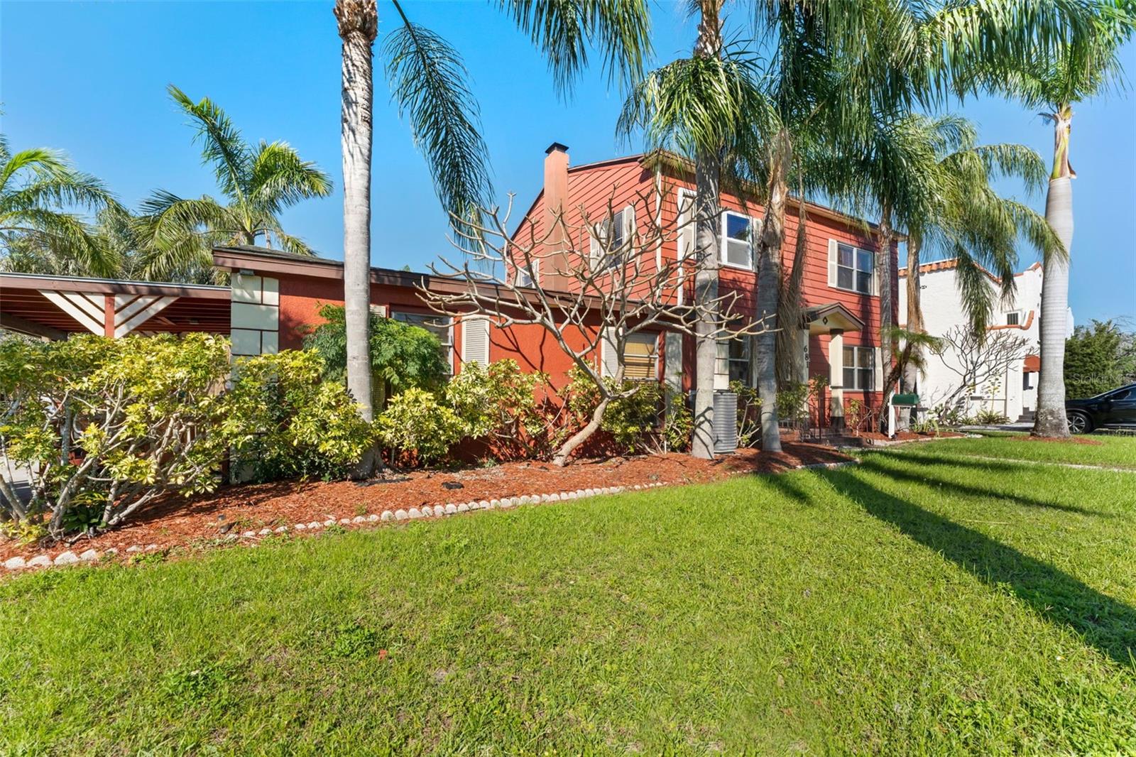 681 JASMINE WAY S, ST PETERSBURG, FL — photo 8
