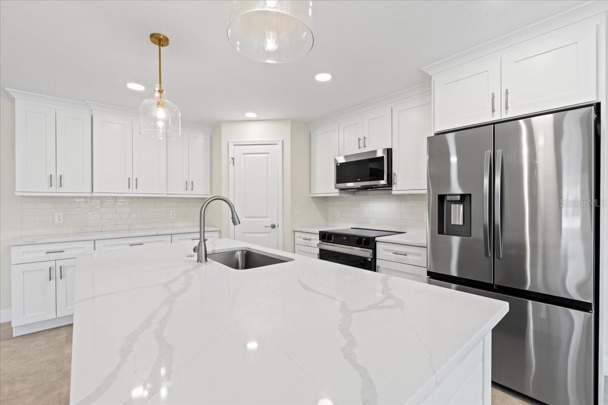 109 BEAU RIVAGE DR, ROTONDA WEST, FL — photo 13