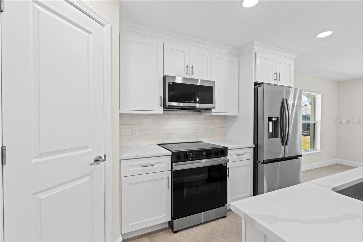 109 BEAU RIVAGE DR, ROTONDA WEST, FL — photo 16