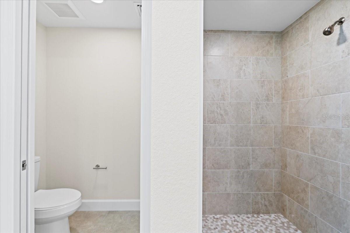 109 BEAU RIVAGE DR, ROTONDA WEST, FL — photo 32