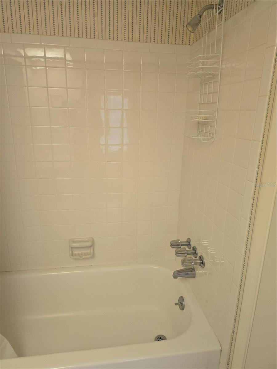 6142 7TH AVE W #6142, BRADENTON, FL — photo 13