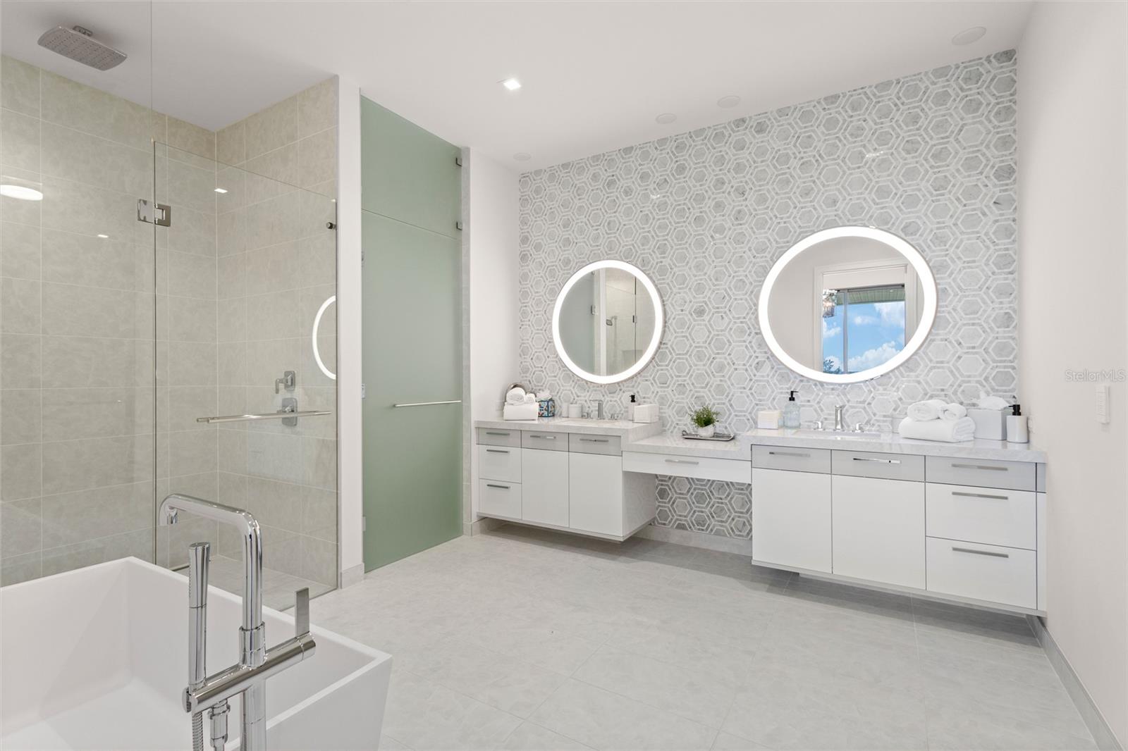 1581 GULF OF MEXICO DR #507, LONGBOAT KEY, FL — photo 10