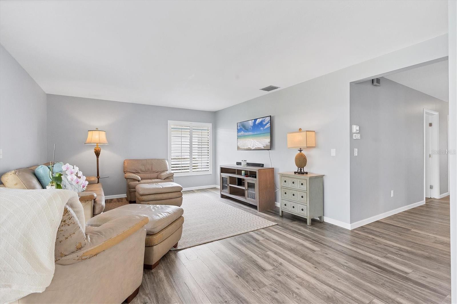 7402 8TH AVE W, BRADENTON, FL — photo 8
