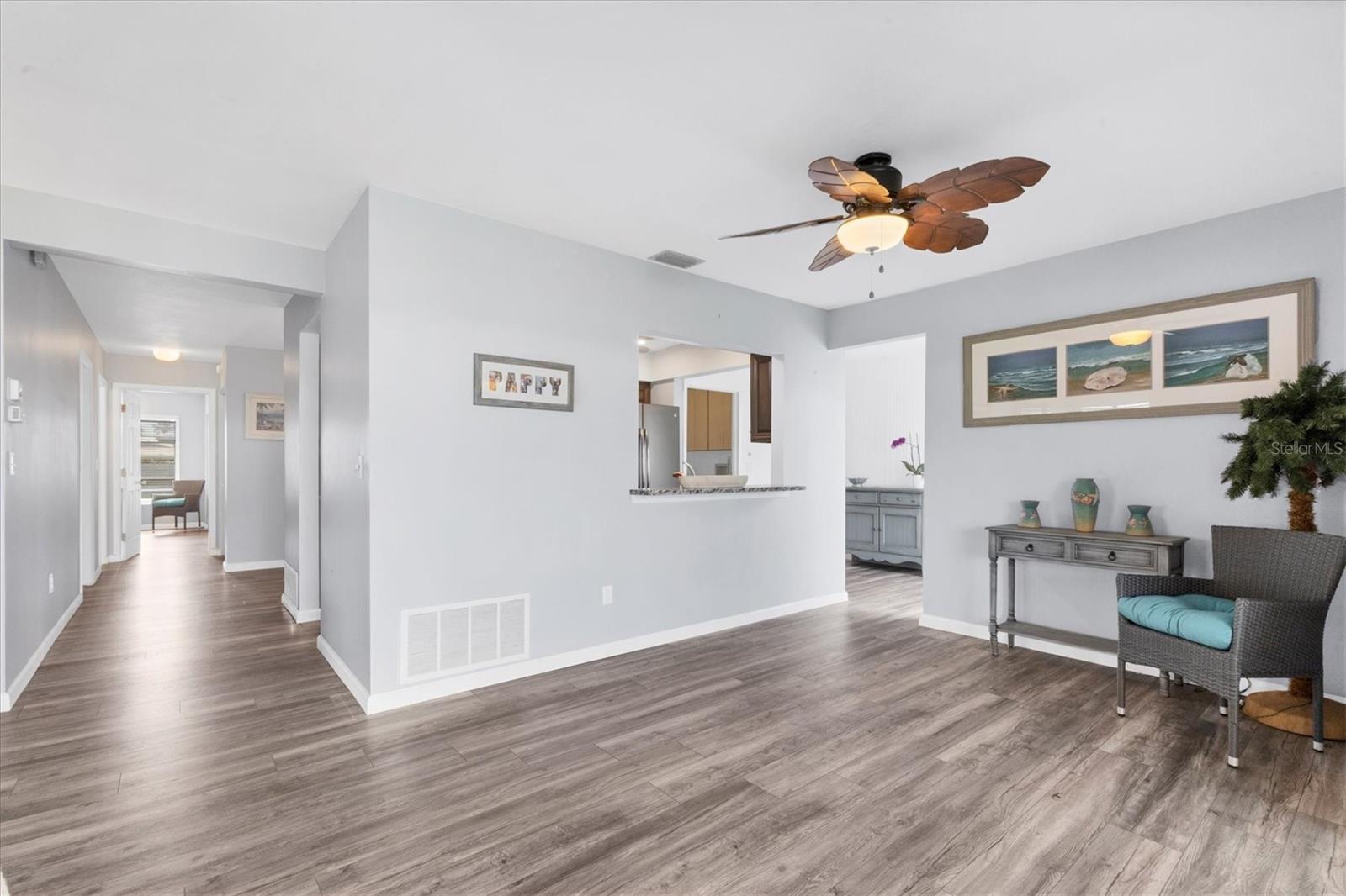 7402 8TH AVE W, BRADENTON, FL — photo 16